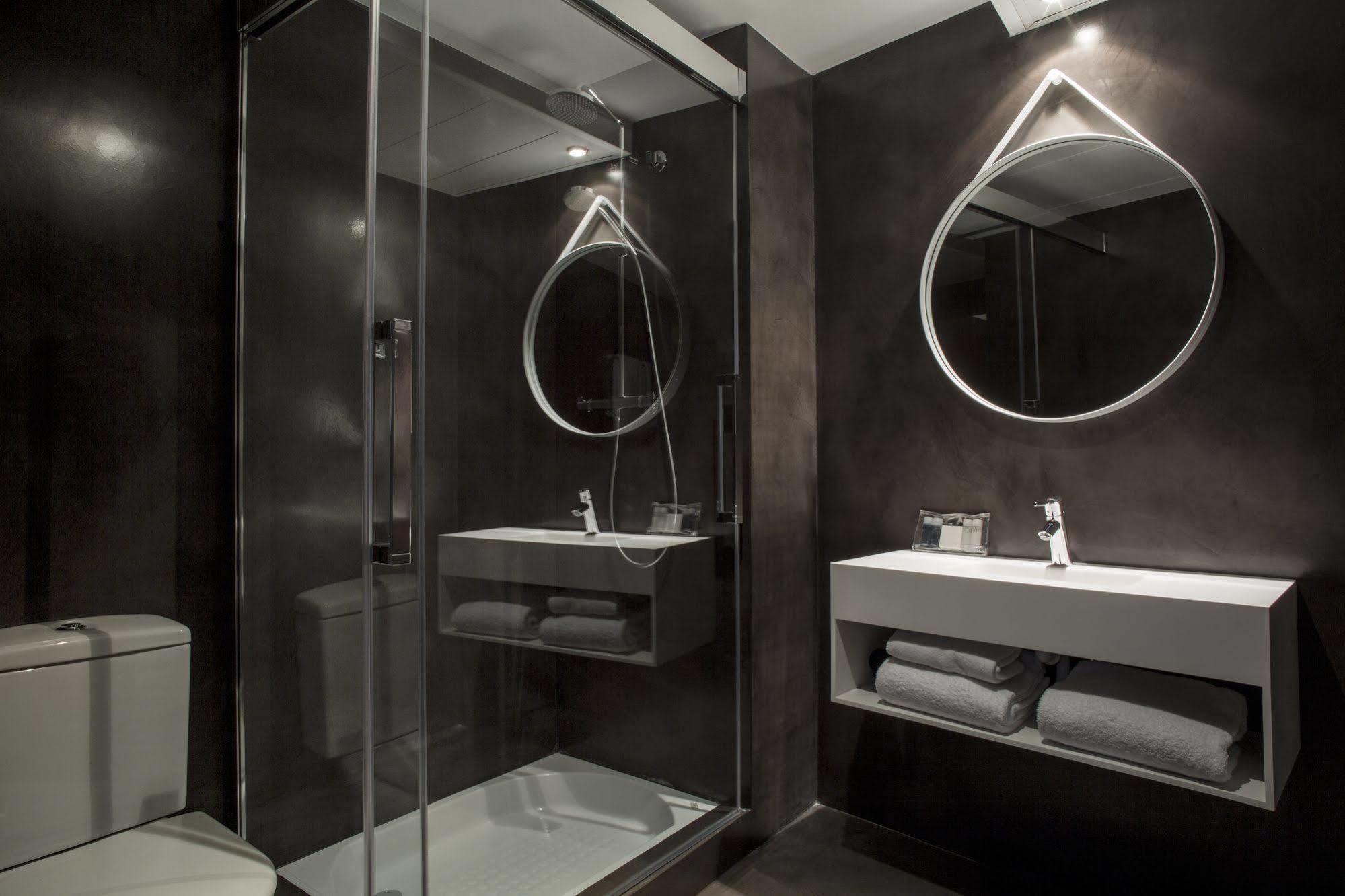 Aparthotel Allada 3* Barcelona Exterior foto